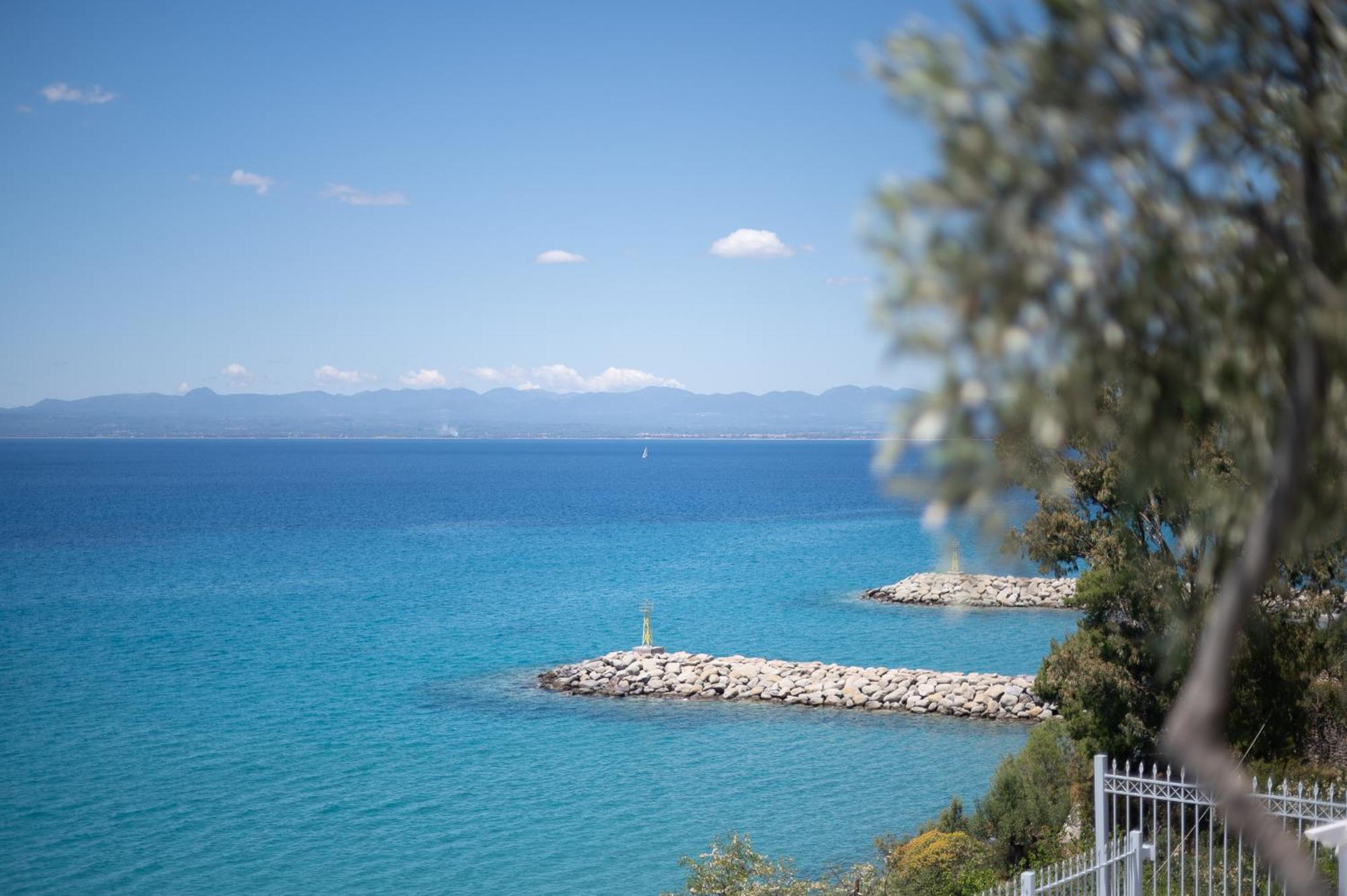 Pouletis Family Apartments - Akroyali Seaview Getaways Kalamata Luaran gambar