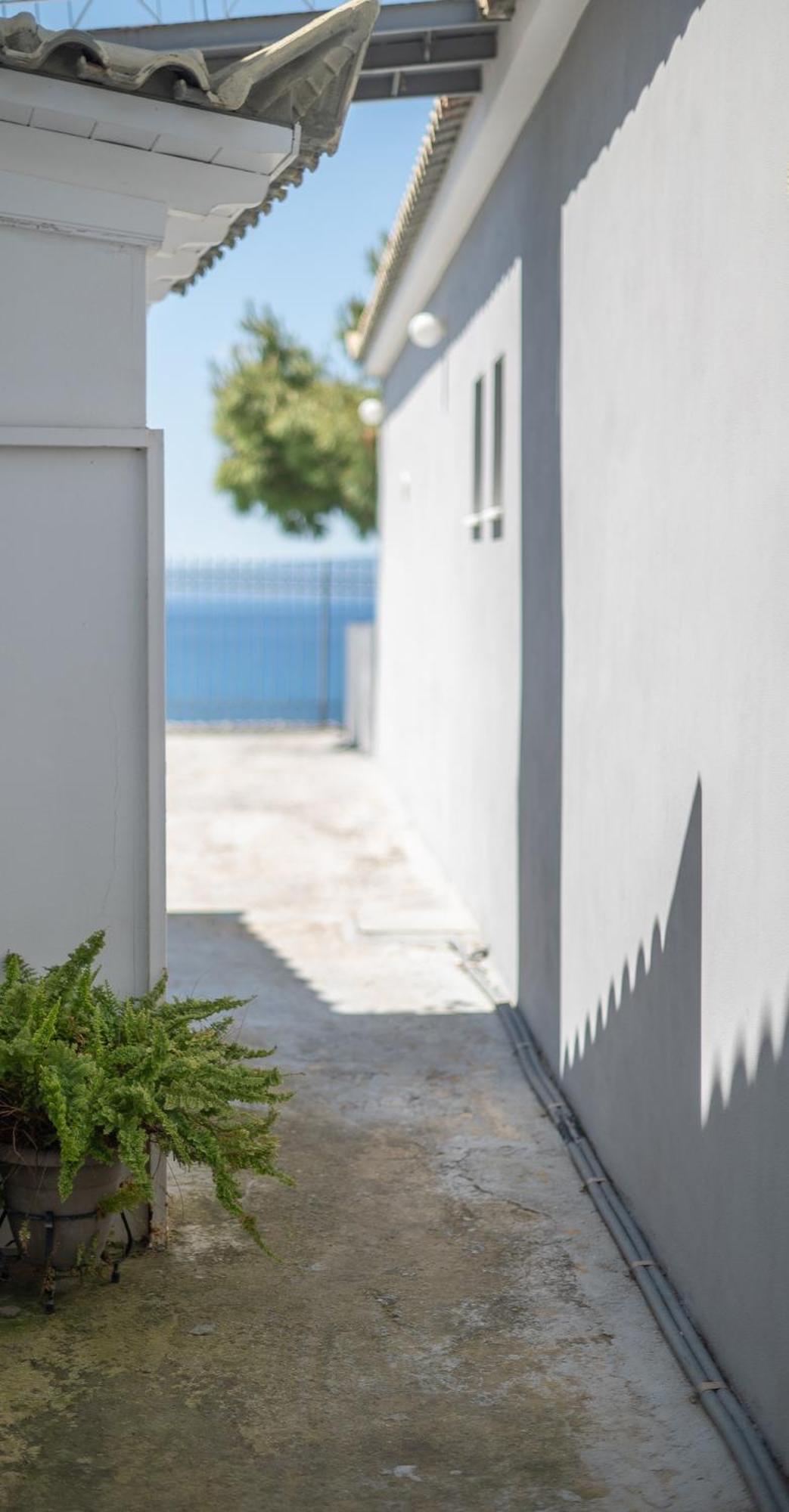 Pouletis Family Apartments - Akroyali Seaview Getaways Kalamata Luaran gambar