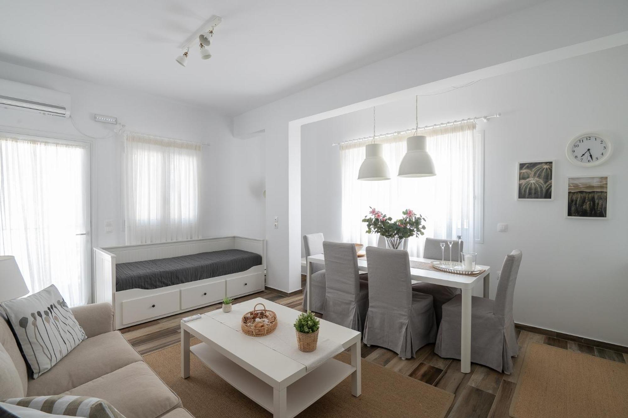 Pouletis Family Apartments - Akroyali Seaview Getaways Kalamata Luaran gambar