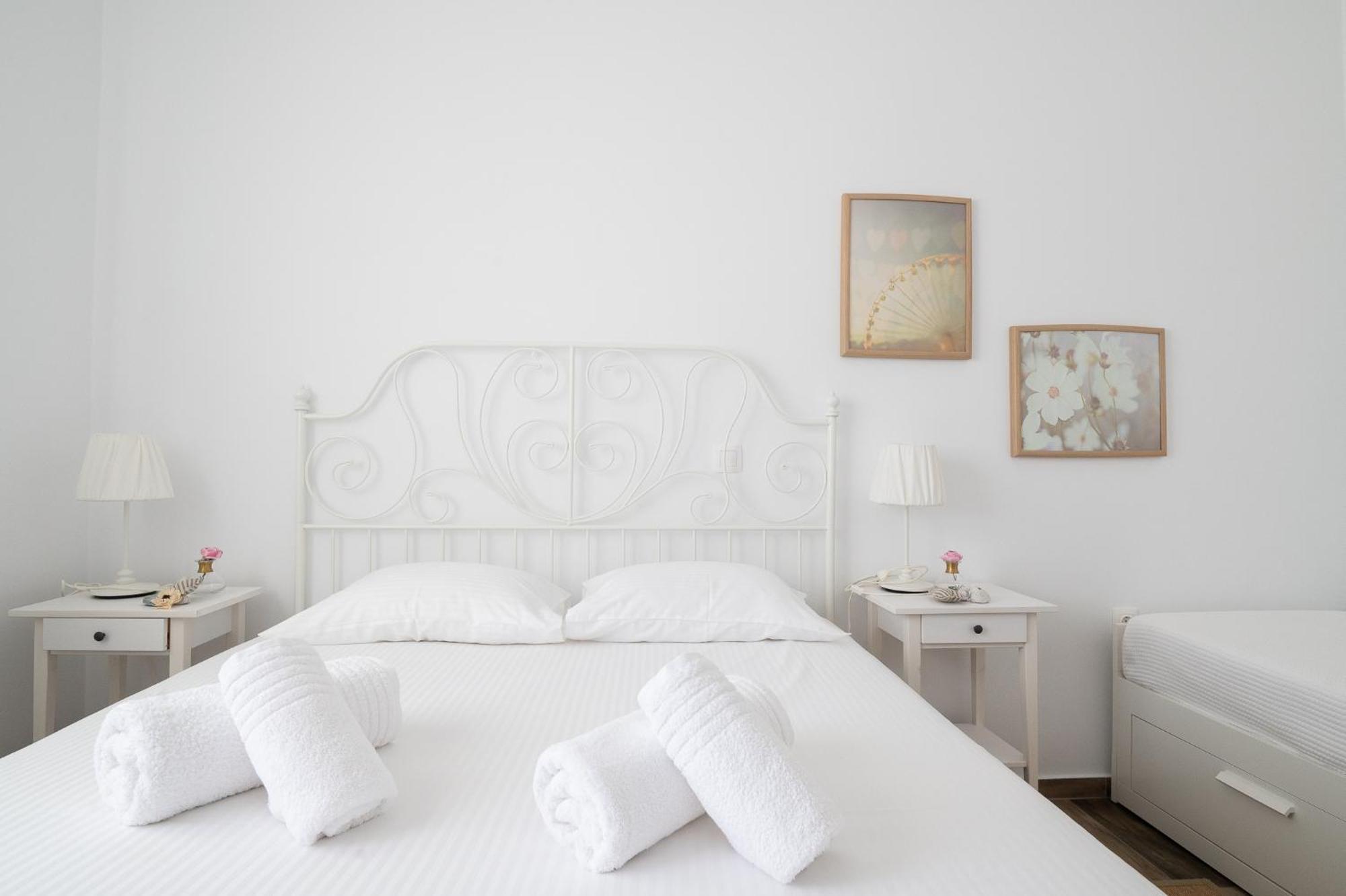 Pouletis Family Apartments - Akroyali Seaview Getaways Kalamata Luaran gambar