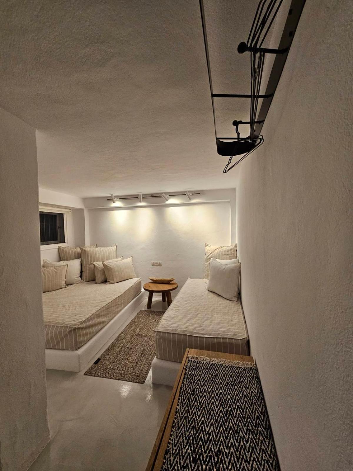 Pouletis Family Apartments - Akroyali Seaview Getaways Kalamata Luaran gambar