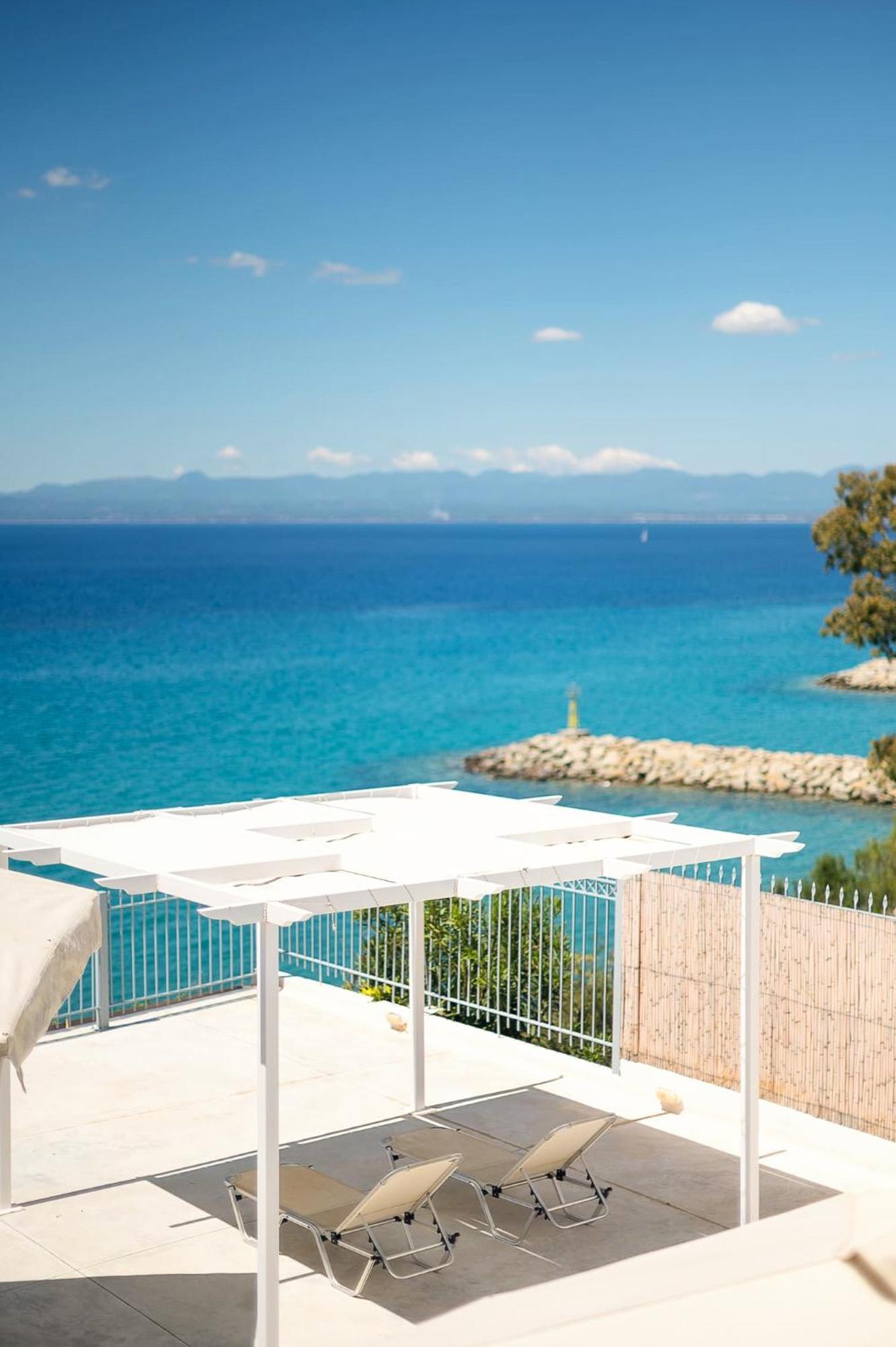Pouletis Family Apartments - Akroyali Seaview Getaways Kalamata Luaran gambar